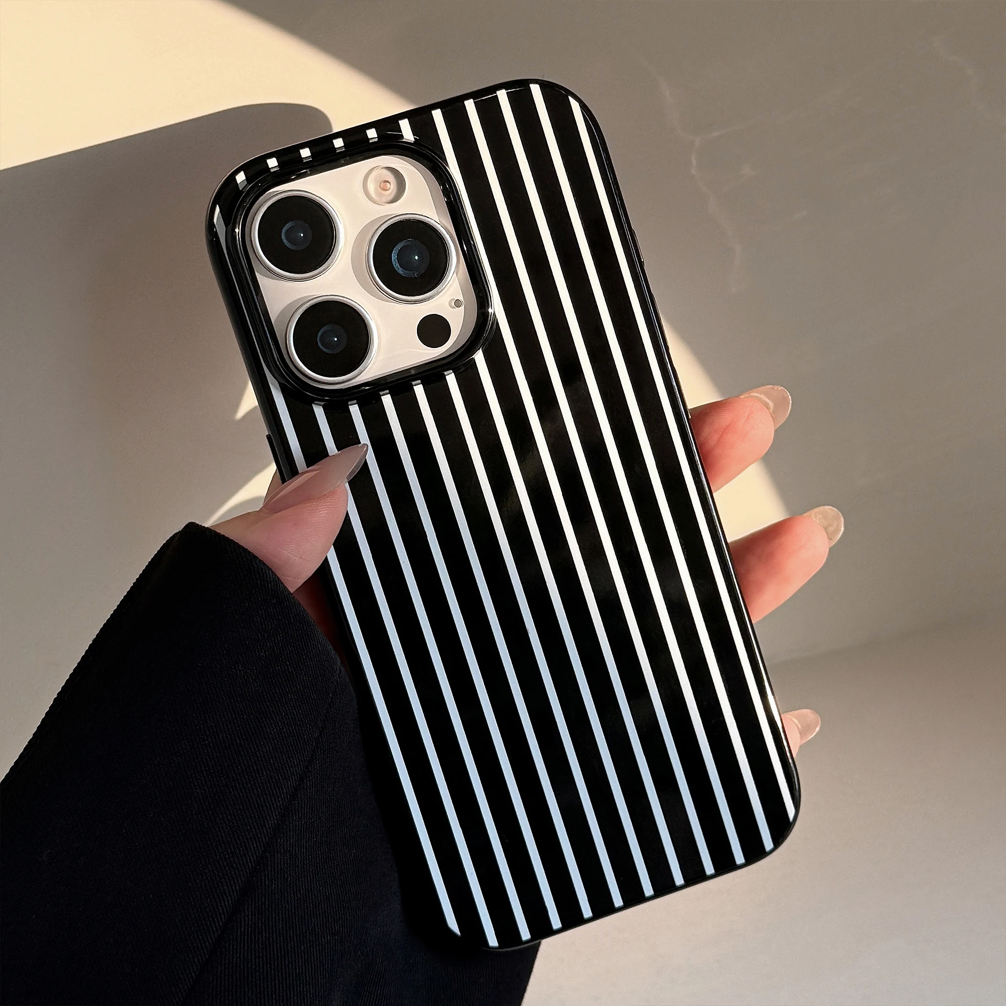 Phone Cases Zebra - Retro Black White Lines With Zebra